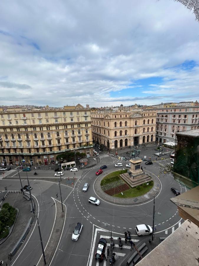 2naples * Nápoles